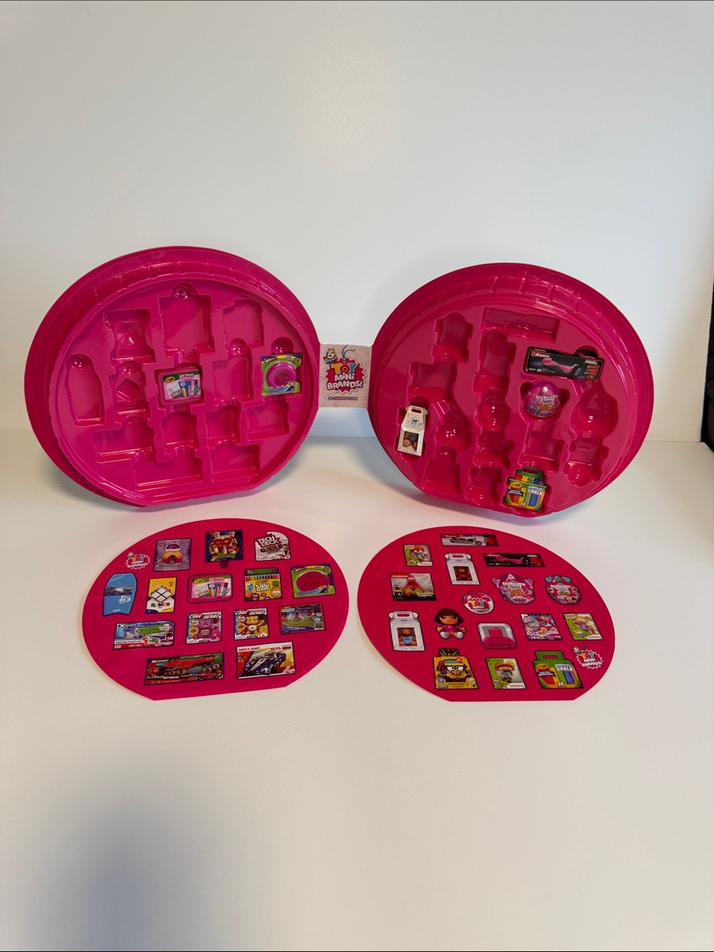 💛 Mini Brands Toys Collector Case - series 2 (includes 6 mini toys)